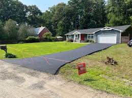 Best Asphalt Driveway Installation  in Boerne, TX